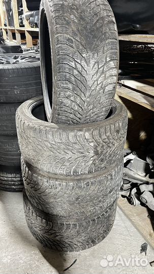 Покрышки Nokian Hakkapelita R3 295/35/21