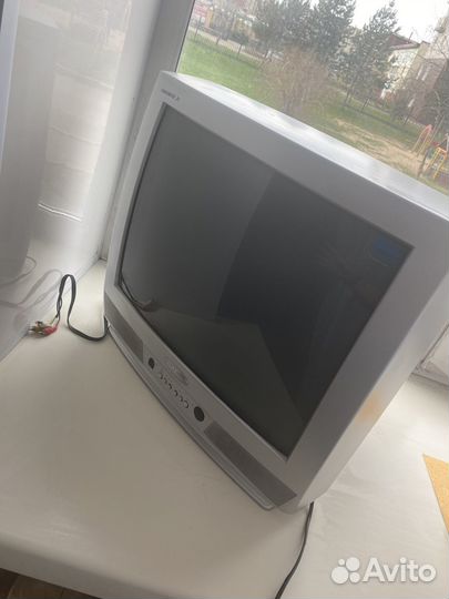 Продам телевизор бу