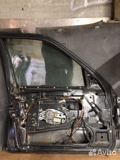 Дверь Мерседес w140