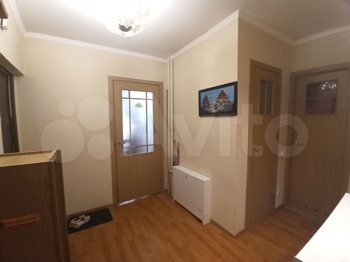 2-к. квартира, 56 м², 2/10 эт.