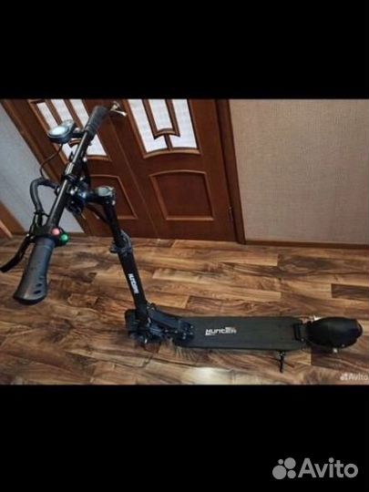 Мощный электросамокат Hunter в отличном состоянии