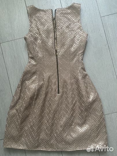 Нарядное платье