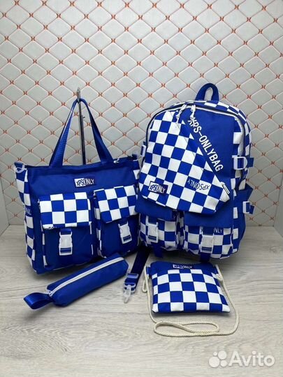 Школьный рюкзак