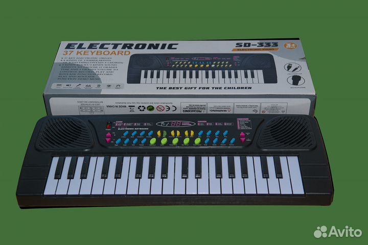 Детское музыкальное пианино