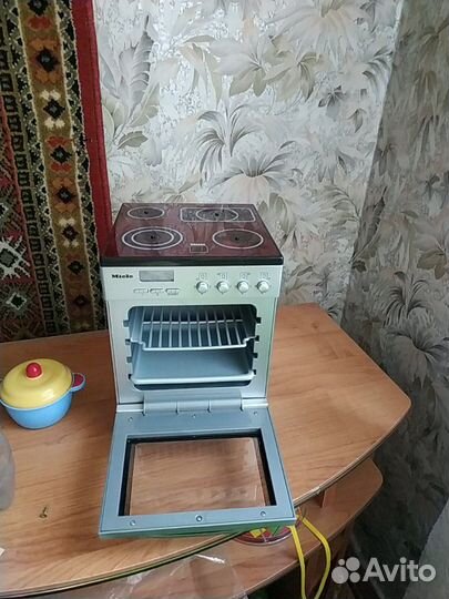 Игрушечная плита