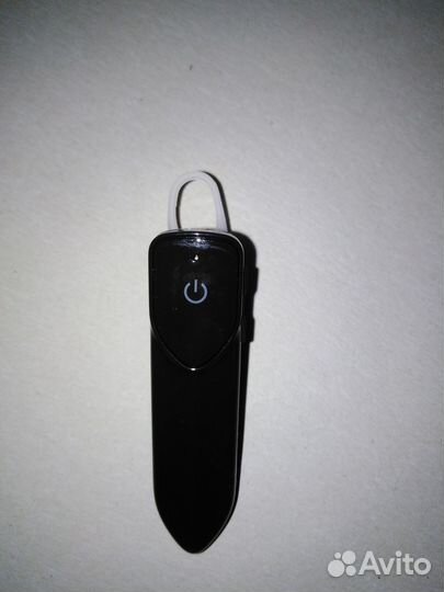 Новая блютуз гарнитура. звук хороший