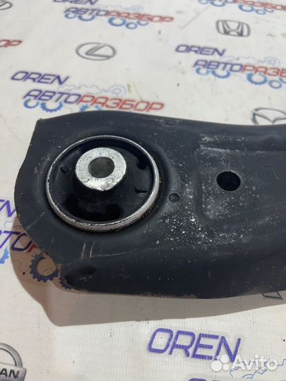 Рычаг подвески нижний передний левый Skoda Rapid