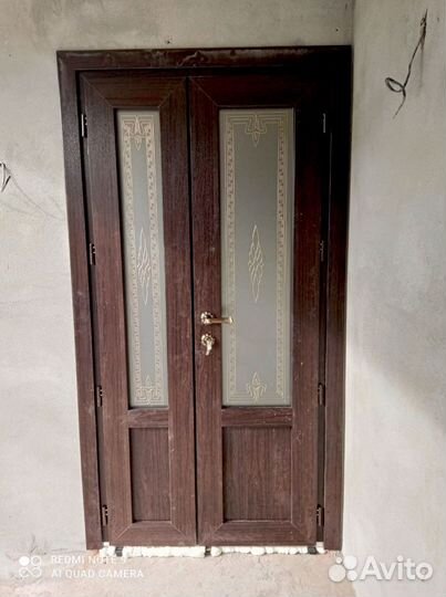 Пластиковые двери