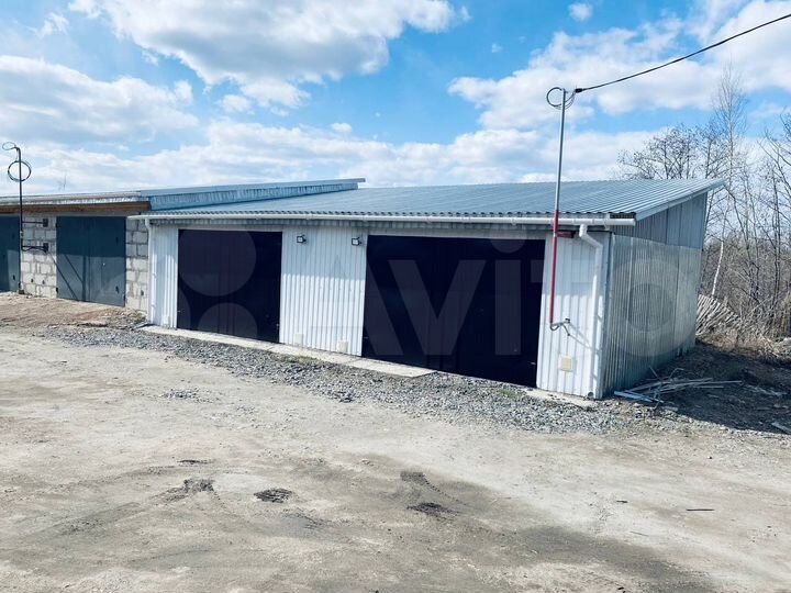 Гараж, > 30 м²