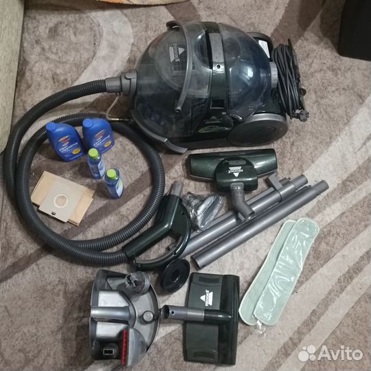 Моющий пылесос Bissell