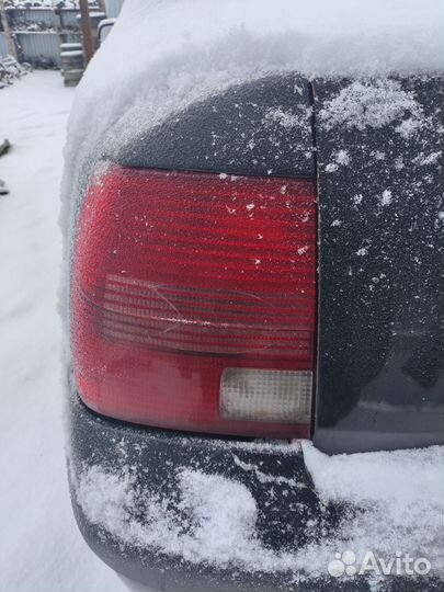 Задний фонарь passat б5