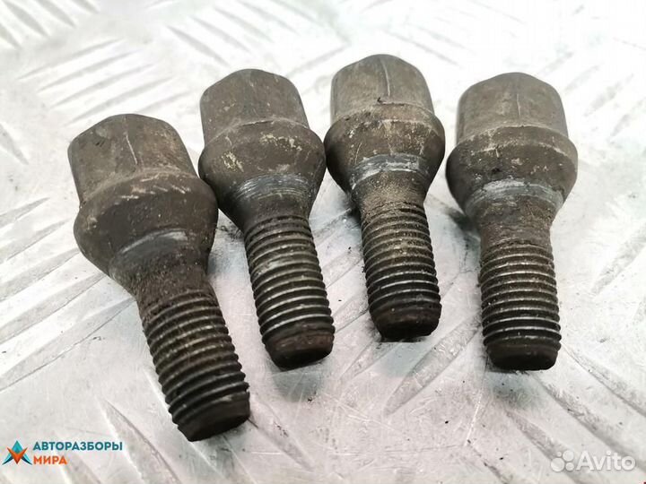 Болт колесный Renault Scenic 2 2005 701601139B