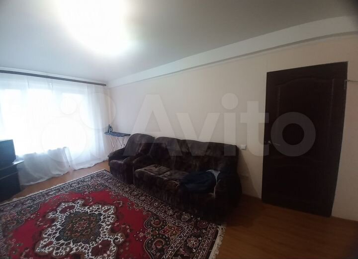 2-к. квартира, 61 м², 2/5 эт.