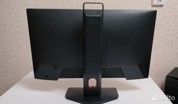 Игровой монитор 24-дюйма