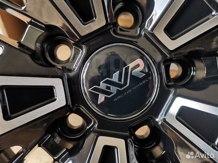 Диски новые R18 5x114.3 XXR