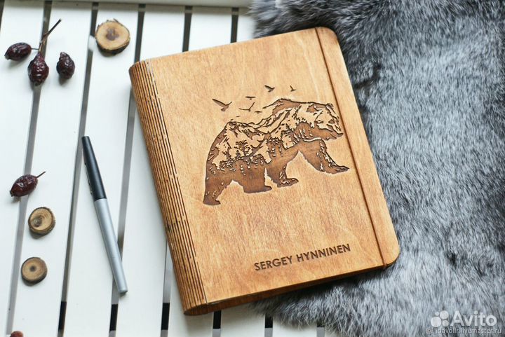 Ежедневник блокнот с деревянной обложкой надписью