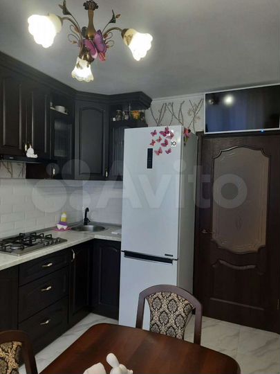 2-к. квартира, 60 м², 1/5 эт.