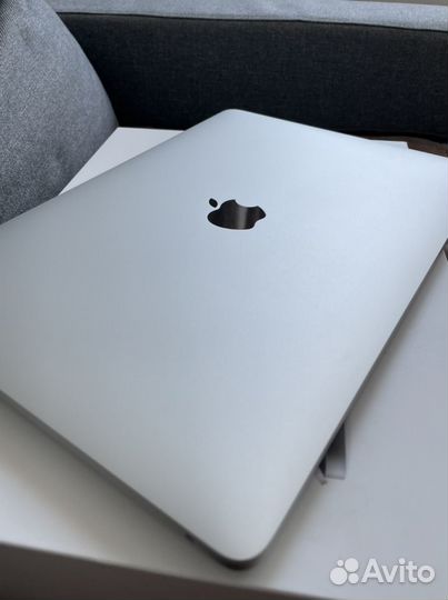 Ноутбук Apple MacBook Pro 13 i5 1,4/16Gb/256 SSD