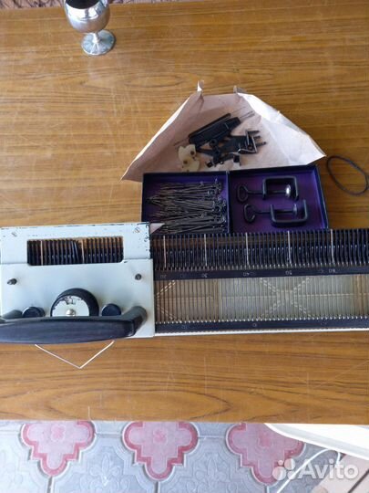 Вязальная машина Нева 2