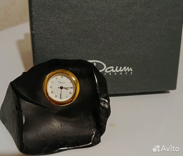 Daum оригинал часы