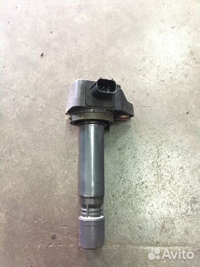 Катушка зажигания Honda Civic 8 4D R18A1 1.8