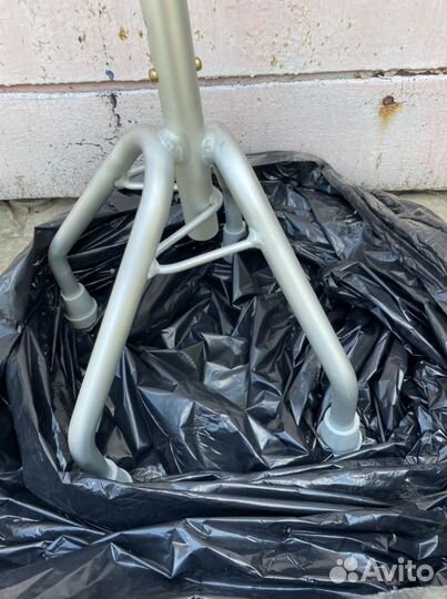 Инвалидная палка с упором на 4 ножки