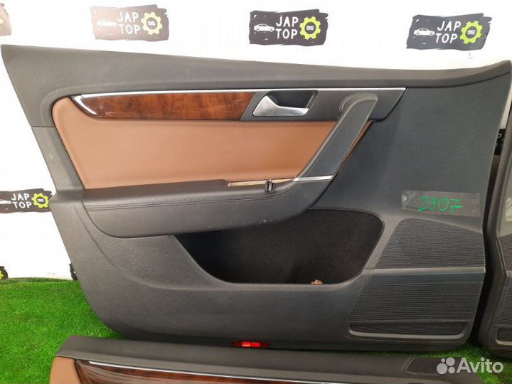 Обшивка двери (комплект) Volkswagen Passat B7 1.4