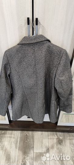 Пальто женское осеннее 46 размер