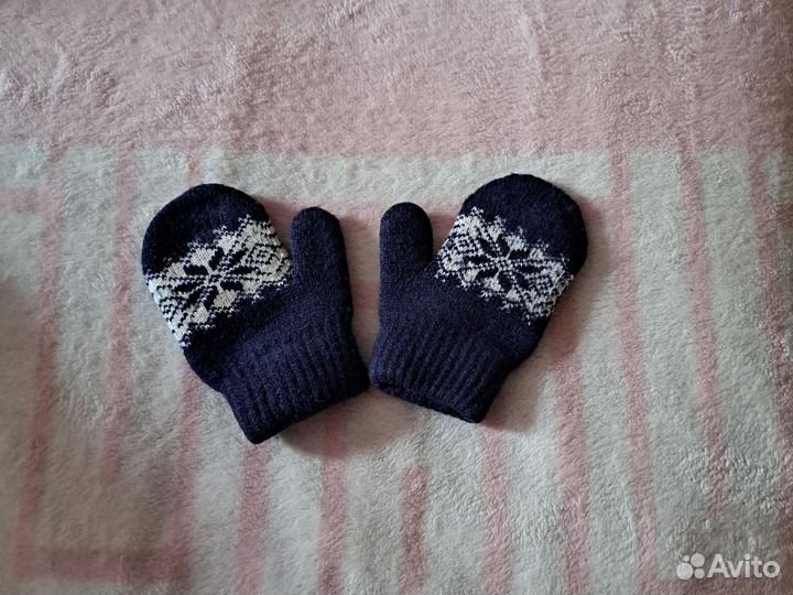 Детский комплект зимние варежки и шарфик