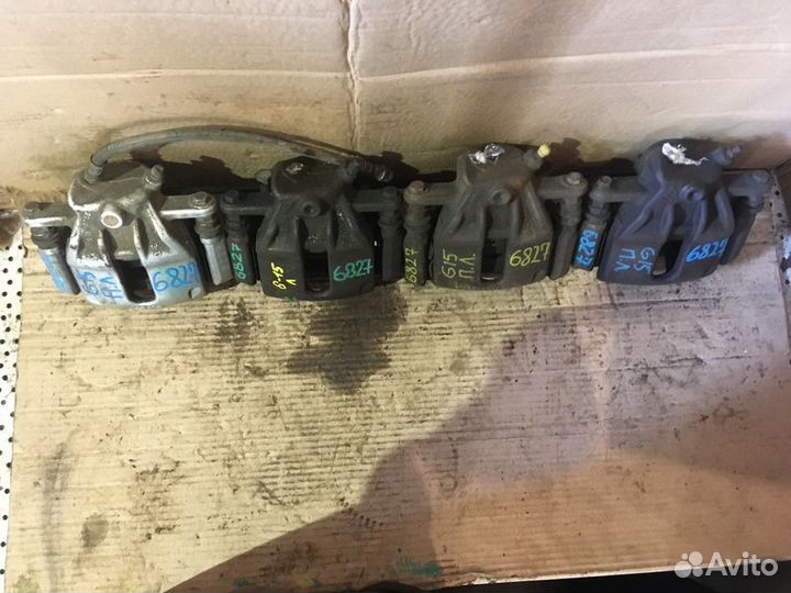 Суппорт передний левый Nissan Almera G15 1.6 k4m