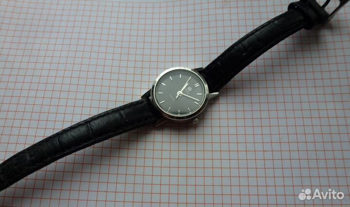 Наручные женcкие часы Royal (Великобритания)