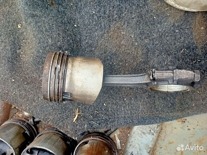 К-кт Поршень с шатуном ЗИЛ-130