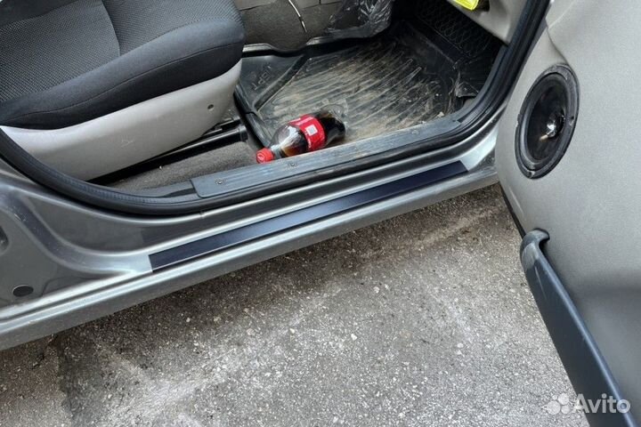 Эластичные накладки в проем дверей Калина/Гранта