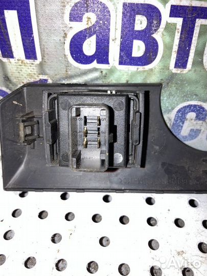 Кнопка регулировки подсветки панели Volkswagen tra