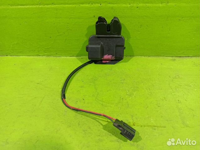 Замок багажника Nissan Primera P12 QG16DE 2006