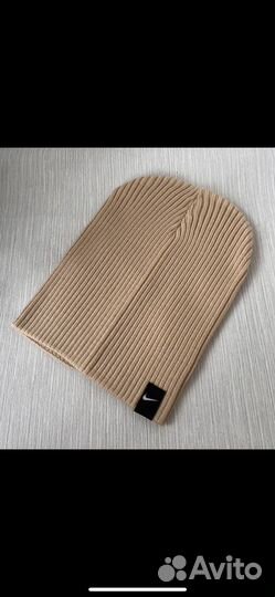 Новые шапки Nike