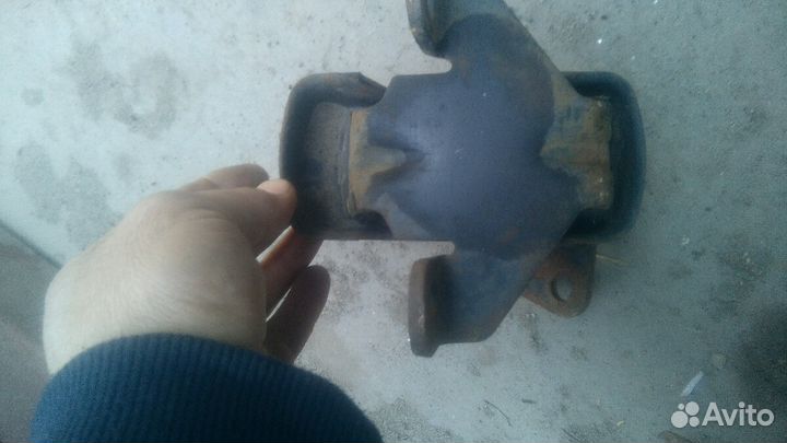 Подушка Опель Монтерей