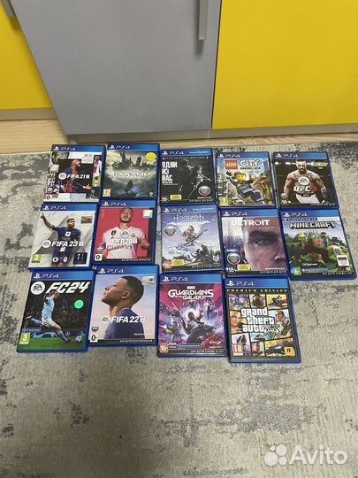 Sony Play Station 4 slim + 14 игр