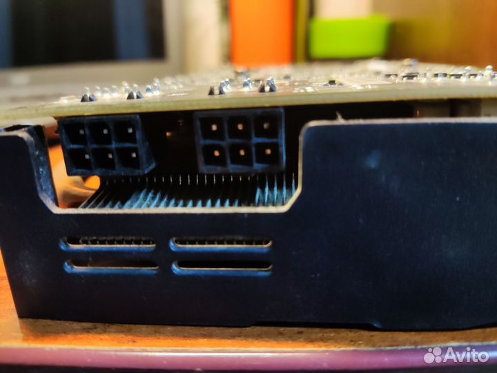 Видеокарта AMD Radeon R9 270X 2GB