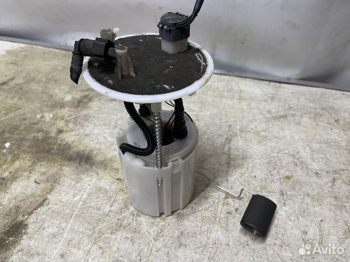 Топливный насос Kia Sorento 2 2009-2012