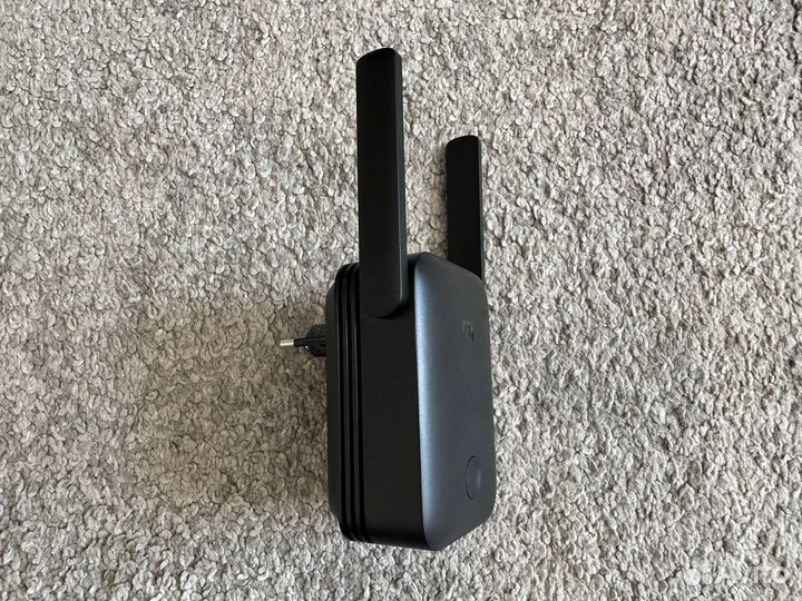 Усилитель Xiaomi Mi WiFi Range Extender AC1200