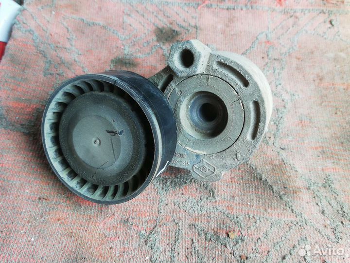 Ролик натяжной Рено Меган 2