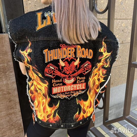 Роспись одежды и обуви