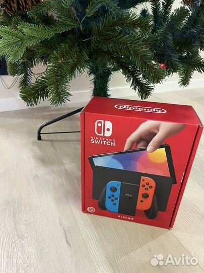 Nintendo switch oled. Чипованная Новая