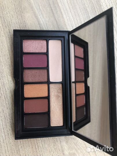 Палетка теней smashbox