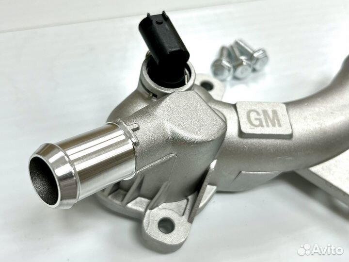 Корпус термостата Astra J 1.4t тройник