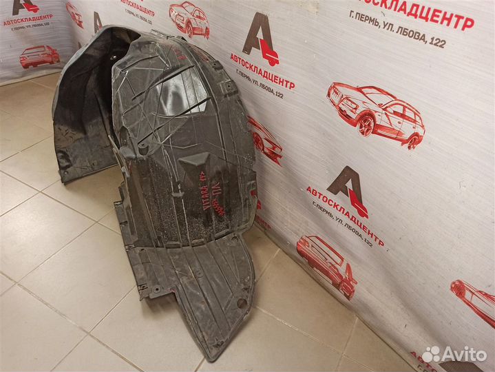 Локер передний левый Suzuki Vitara с 2014 года