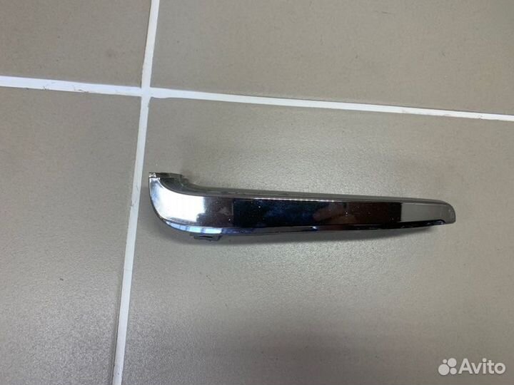 Молдинг решетки радиатора Toyota Highlander 3