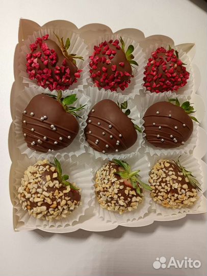 Клубника в шоколаде букеты