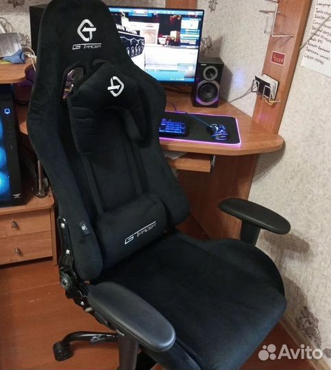 Компьютерное игровое кресло геймерское с массажем